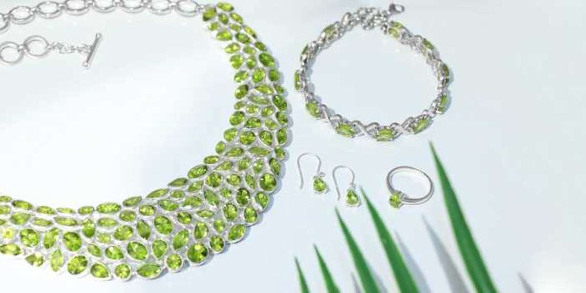 Peridot jewelry: The Untold Stories Behind Your Birthstone's Beauty!