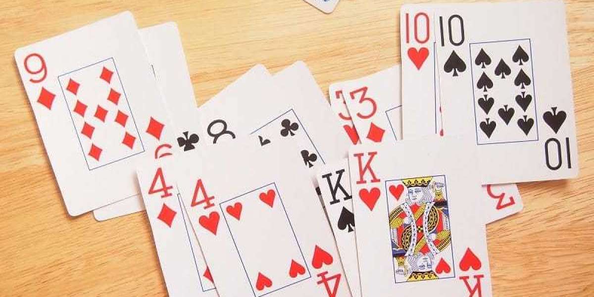 Double Solitaire Card Game: How to Play with Two Decks for Added Challenge
