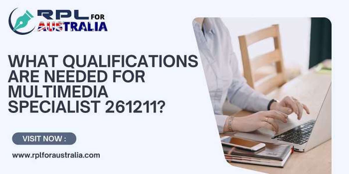 What Qualifications Are Needed for Multimedia Specialist 261211?